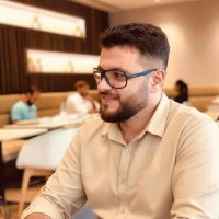 Une photo d’un participant qui veut faire connaissance et se marier