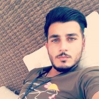 Une photo d’un participant qui veut faire connaissance et se marier