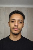 Une photo d’un participant qui veut faire connaissance et se marier