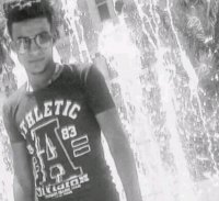 Une photo d’un participant qui veut faire connaissance et se marier