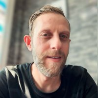 A picture of a participant who wants to get to know each other and get married