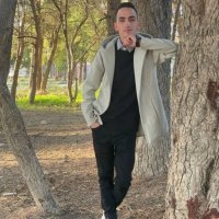 Une photo d’un participant qui veut faire connaissance et se marier