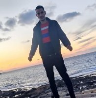 A picture of a participant who wants to get to know each other and get married